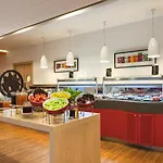 Hotel Ibis Alsancak 3*