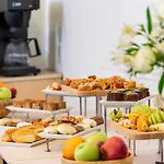 Ibis Alsancak Hotel