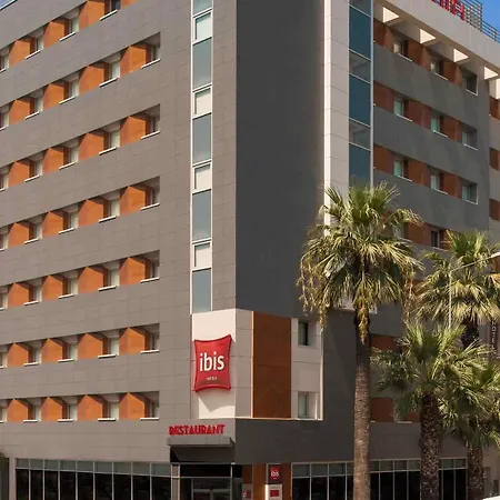Ibis Alsancak Hotel 3*