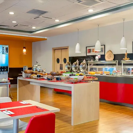 アイビス イズミール アルサンカク 3* イズミル