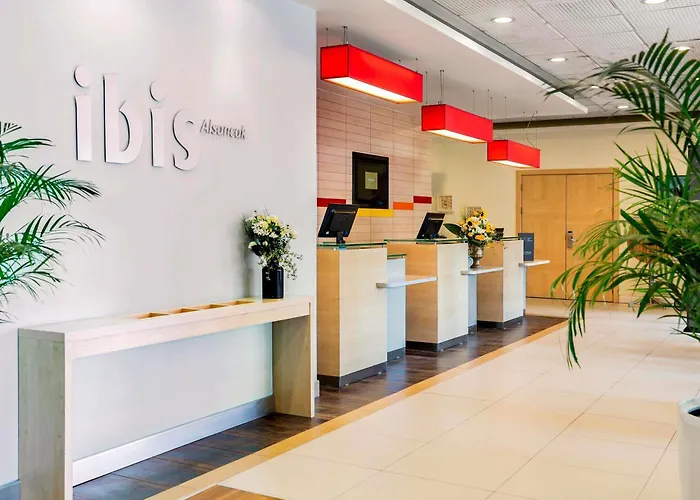 Otel Ibis Alsancak