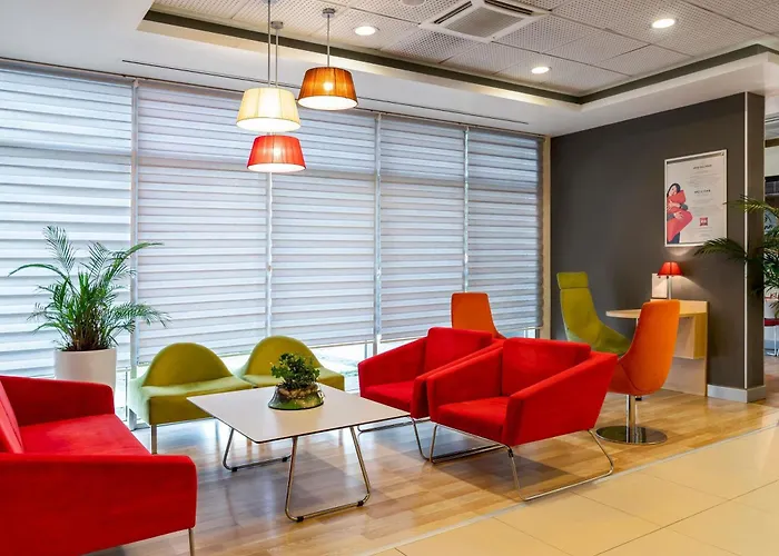 Otel Ibis Alsancak 3*