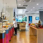 Hotel Ibis Alsancak 3*