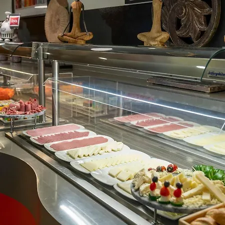 Ibis Alsancak 3* Esmirna