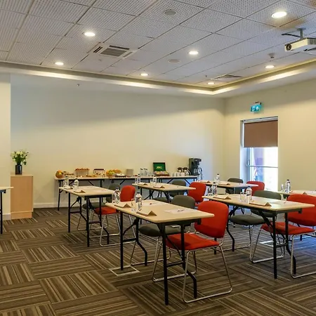 Ibis Alsancak Esmirna