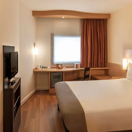 Ibis Alsancak