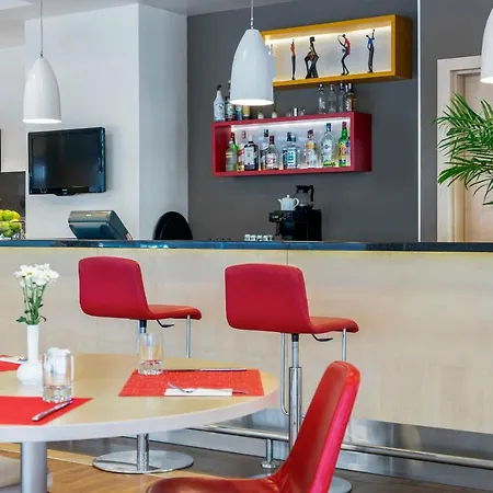 Ibis Alsancak 3* Esmirna