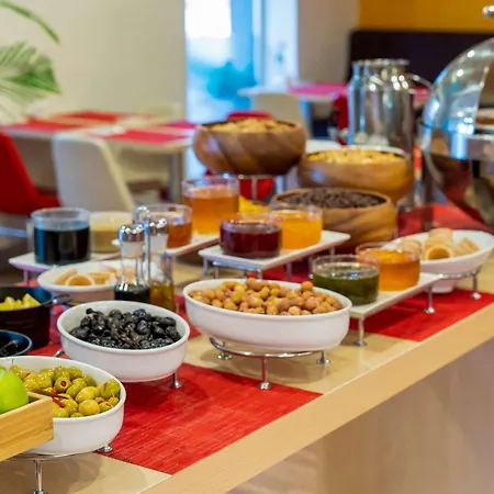 Ibis Alsancak 3* İzmir
