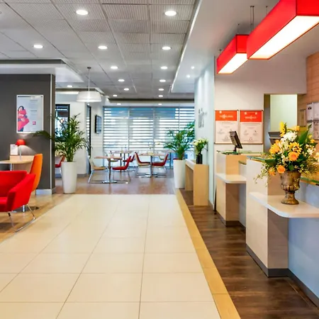 Hotel Ibis Alsancak 3*