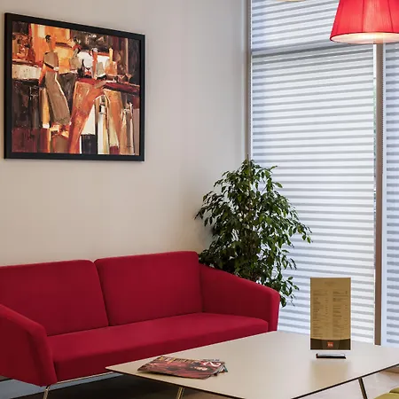 Ibis Alsancak Hotel