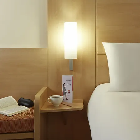 Ibis Alsancak 3*