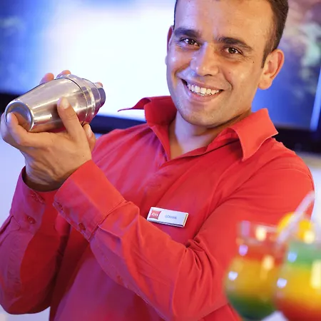 Ibis Alsancak
