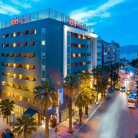 Ibis Alsancak Hotel