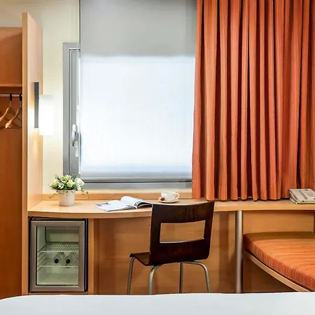 Ibis Alsancak Esmirna