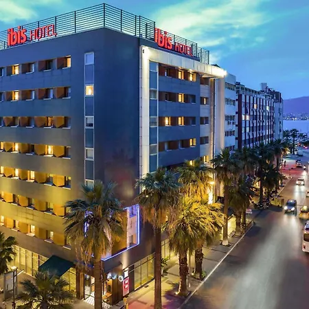 Ibis Alsancak Hotel