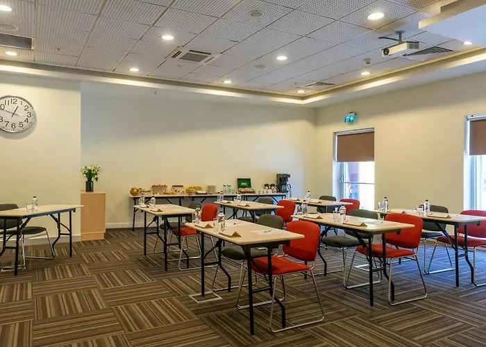 Ibis Alsancak Esmirna