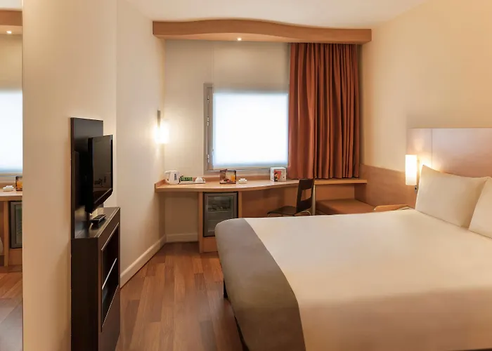 Ibis Alsancak
