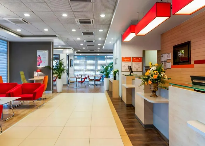 Ibis Alsancak Hotel 3*