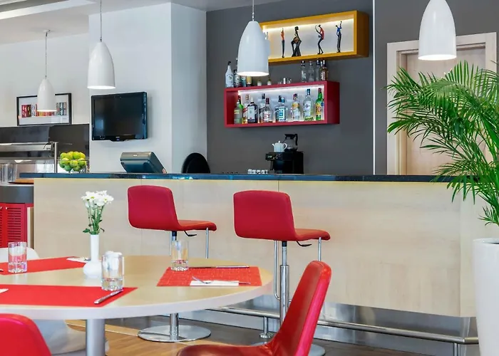 Ibis Alsancak 3* Esmirna