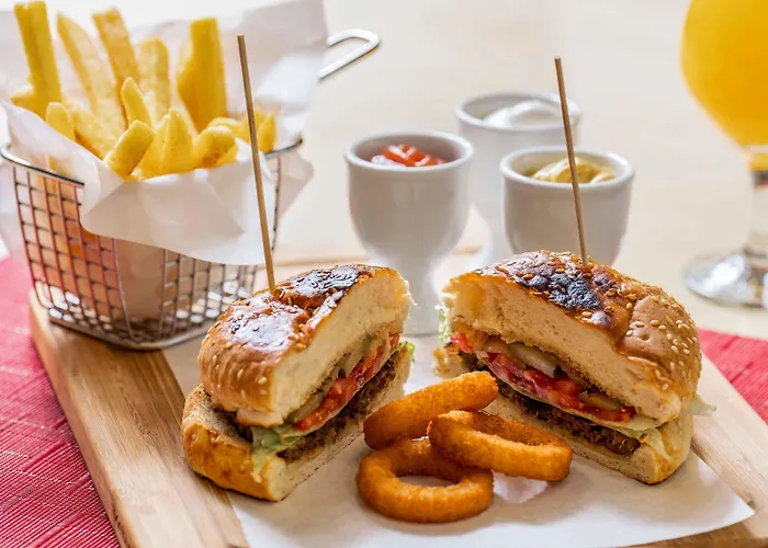Ibis Alsancak