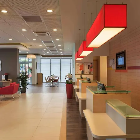 伊兹密尔阿尔桑贾克宜必思酒店 酒店