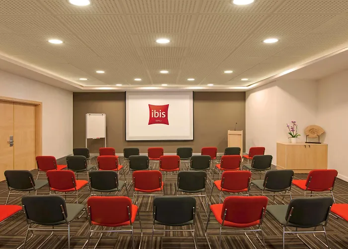 Hotell Ibis Alsancak