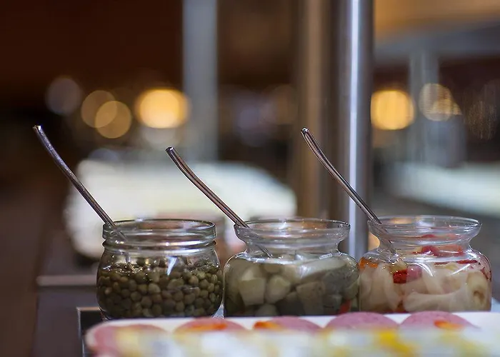 Hotell Ibis Alsancak 3*